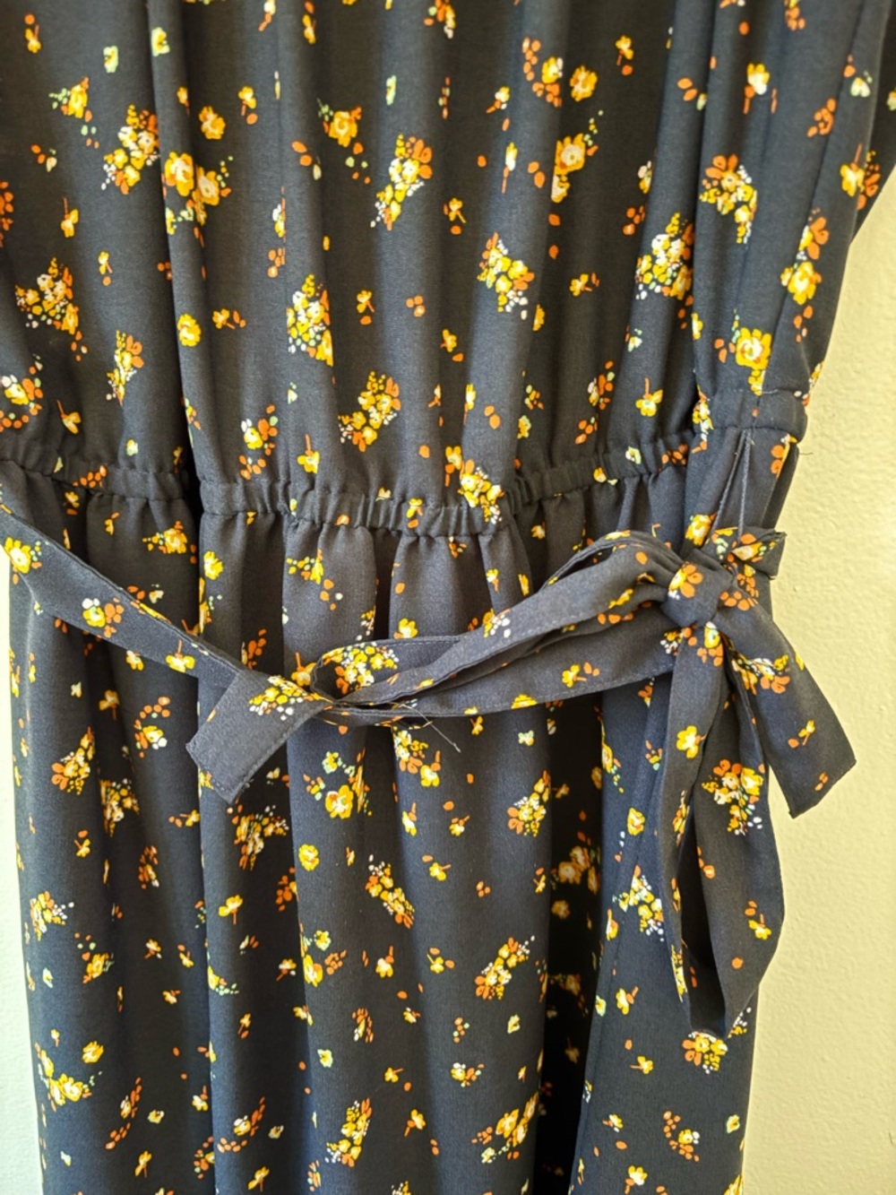 LC Lauren Conrad Navy Dress with Yellow Floral Print and Tie Waist - Picture 4 of 6